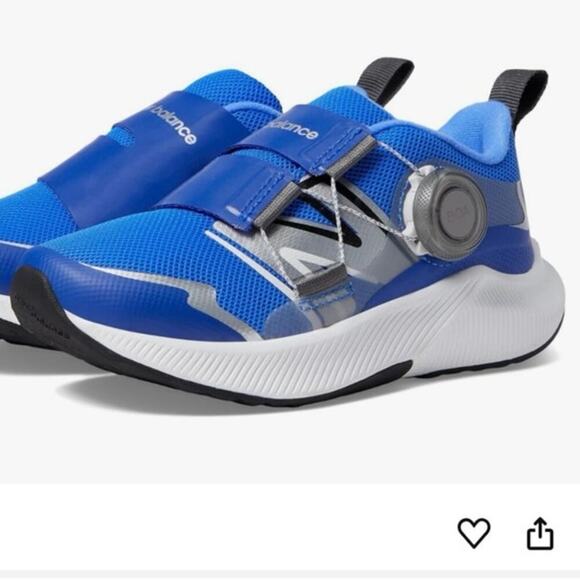 New balance Other - New Balance Unisex Kid DynaSoft Reveal V4 BOA Running Shoe Blue Metallic Size 3